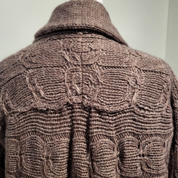 Loft - Picture 5 of 9